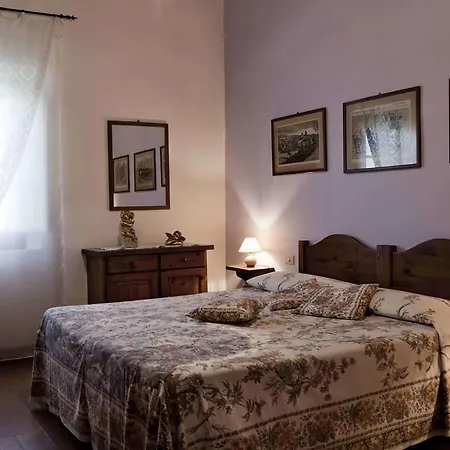Tenuta Di Colle Alberti Agriturismo Alloggio per agriturismo