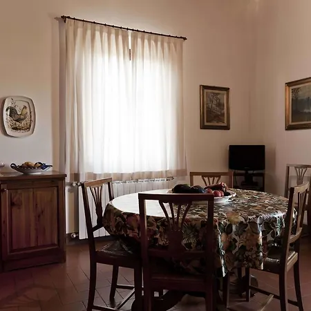 Tenuta Di Colle Alberti Agriturismo Alloggio per agriturismo *